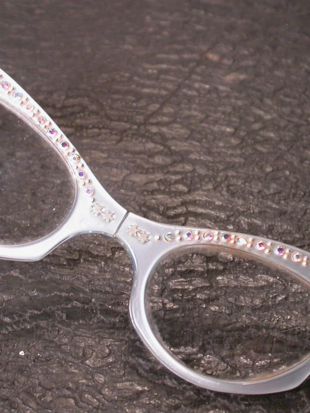 Vintage Fancy Blue Rhinestone Folding Cat Eye Reading Eyeglasses Lorgnette
